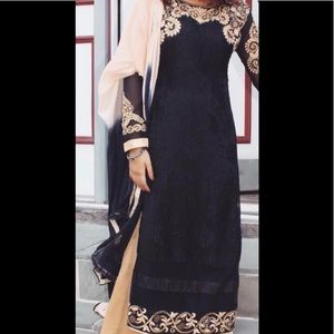 Pakistani black outfit